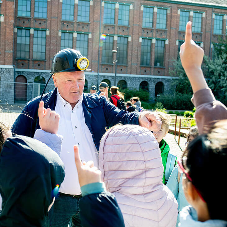 Met de klas op mijnwerkerspad in Mijnmuseum Beringen