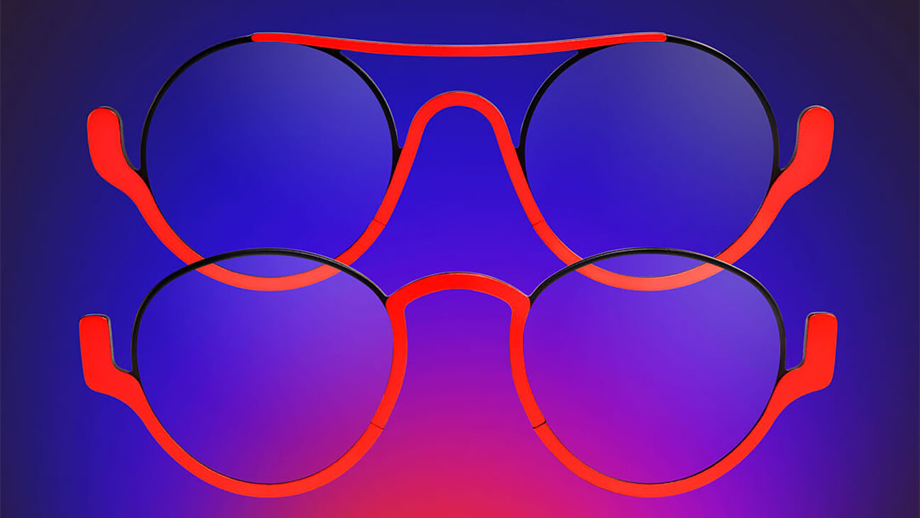 2 brillen in felle kleuren
