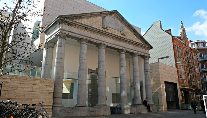 Voorgevel M-Museum Leuven