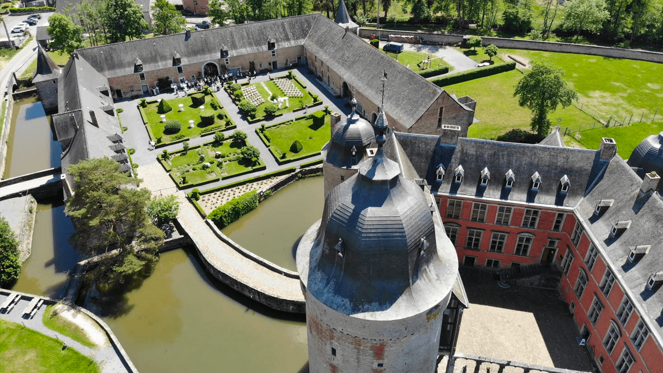 Château de Lavaux-Ste-Anne