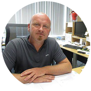 Peter is directeur van het Technisch Atheneum in Ieper