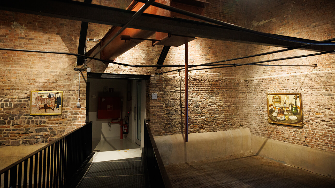 Zaal in Museum den Ast