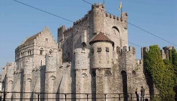 vooraanzicht gravensteen Gent