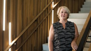 Ann Nevens. Secretariaatsmedewerker Klasse