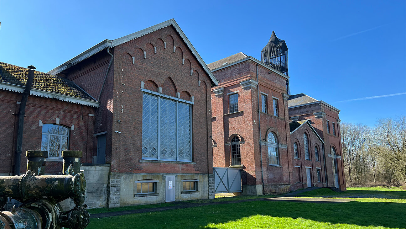 Gevel van Bois-du-Luc. Museum van Mijnbouw en Duurzame Ontwikkeling