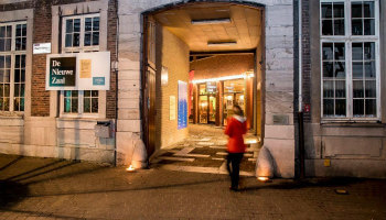 ingang De Nieuwe Zaal