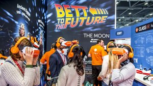bezoekers op de BETT-beurs