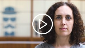 Racisme op school: expert Naima Charkaoui