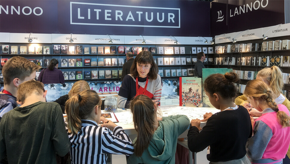 klasbezoek aan boekenbeurs