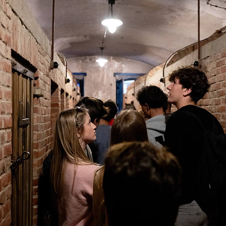 Leerlingen op bezoek in het Fort van Breendonk