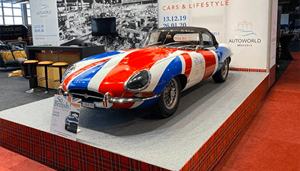 Jaguar in de kleuren van de Britse vlag