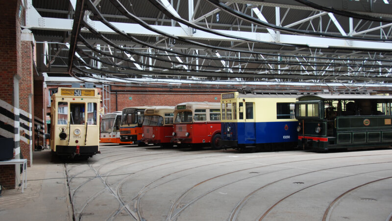 Tram in het Vlaams Tram- en Autobusmuseum
