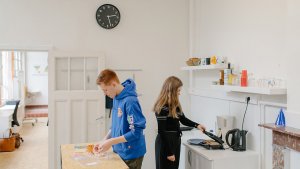 Milan en Renée zitten in het schakeljaar van De Passer.