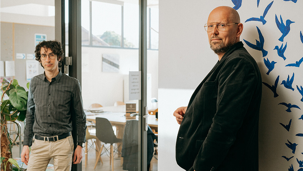 Directeurs Bart De Roeck en Mattias Paglialunga doen hun aanpak rond afstandsonderwijs uit de doeken.