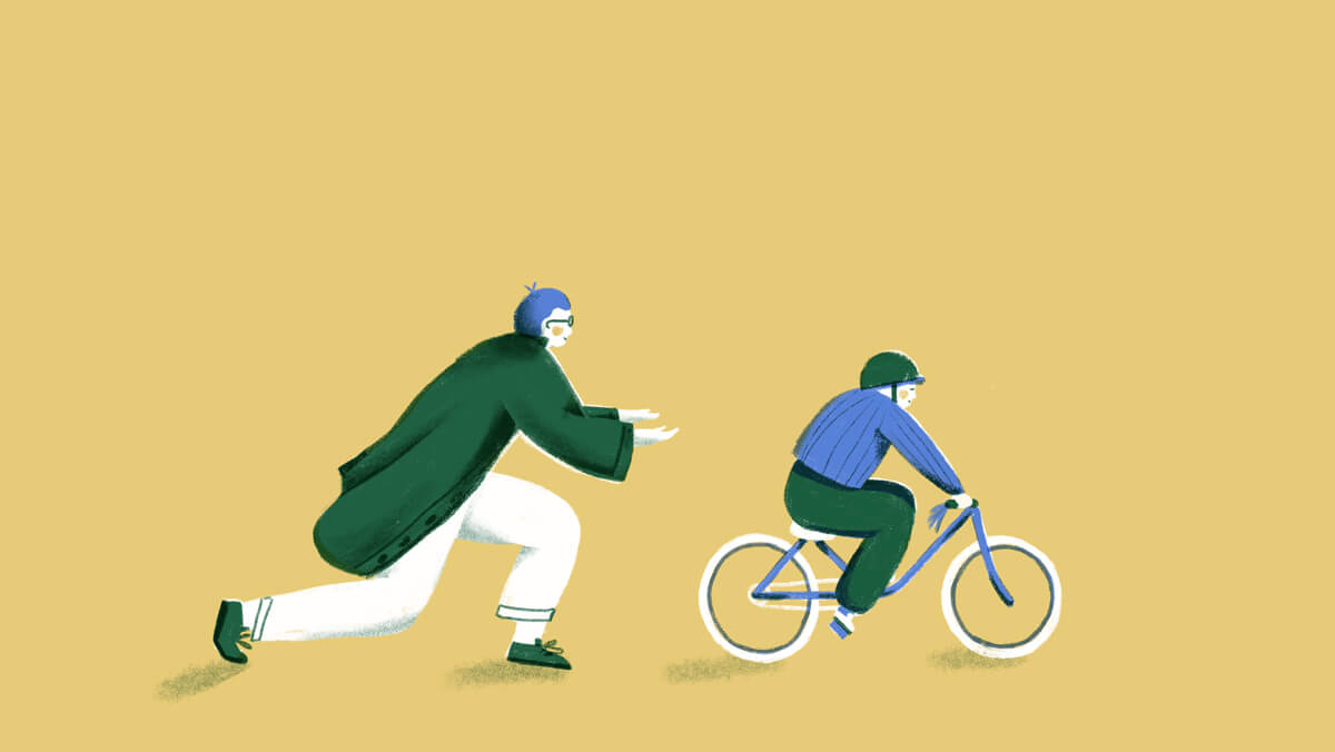 Illustratie: Ouder helpt kind fietsen