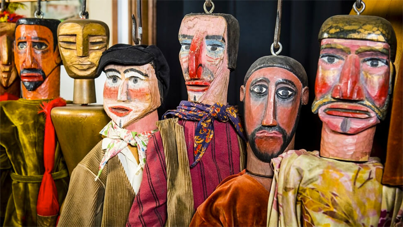 een selectie van de poesjepoppen van Wannes Van de Velde