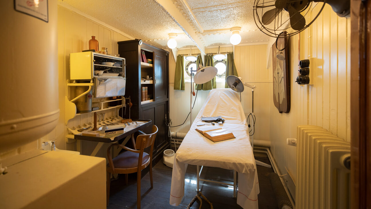 Ziekenboeg van het schip Mercator Oostende