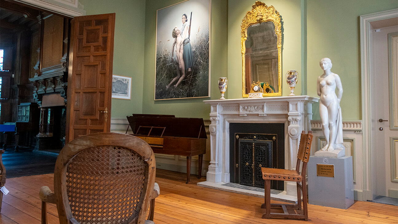 Kamer in het curiositeitenmuseum van de Musea Aan het Park in Sint-Niklaas