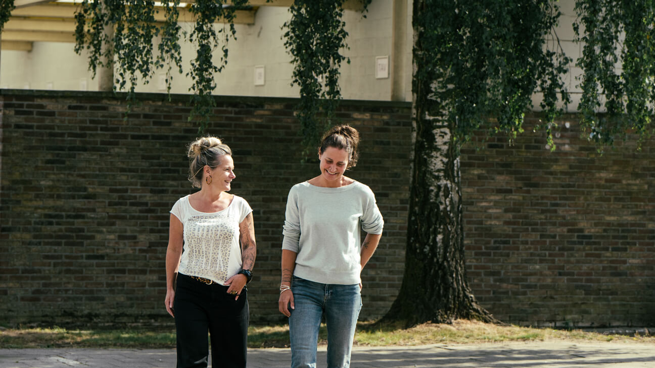 Directeur Sonja Wellens en PAV-leraar Karen Smets over hoe ze moeilijk gedrag samen aanpakken
