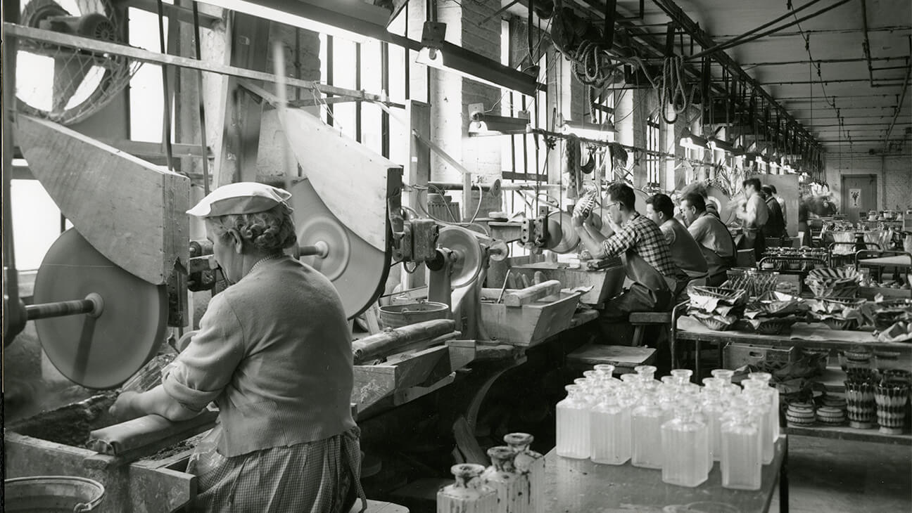 Zaal met werknemers bij Val Saint Lambert