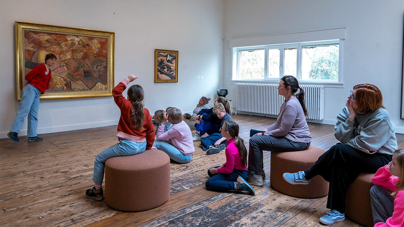 Bezoekers aan de Expo Constant Permeke. De Engelse jaren (1914–1919)