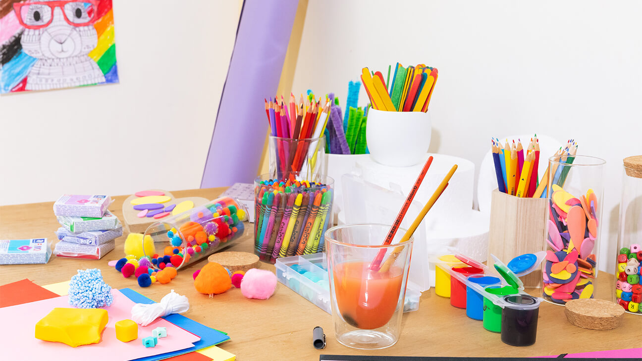 Hobbymateriaal uit ava