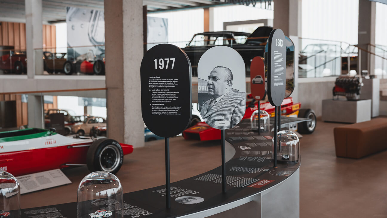Oldtimers van Abarth op de expo 'SQUADRA Abarth & Rally Collection'