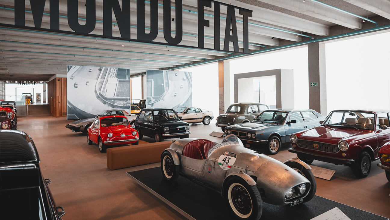 Oldtimers van Abarth op de expo 'SQUADRA Abarth & Rally Collection'