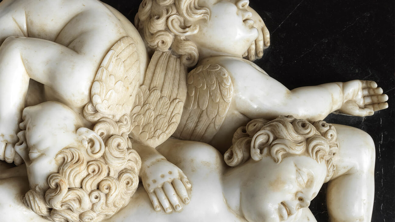 Beeldhouwwerk van gidio della Riviera, Drie slapende Putti