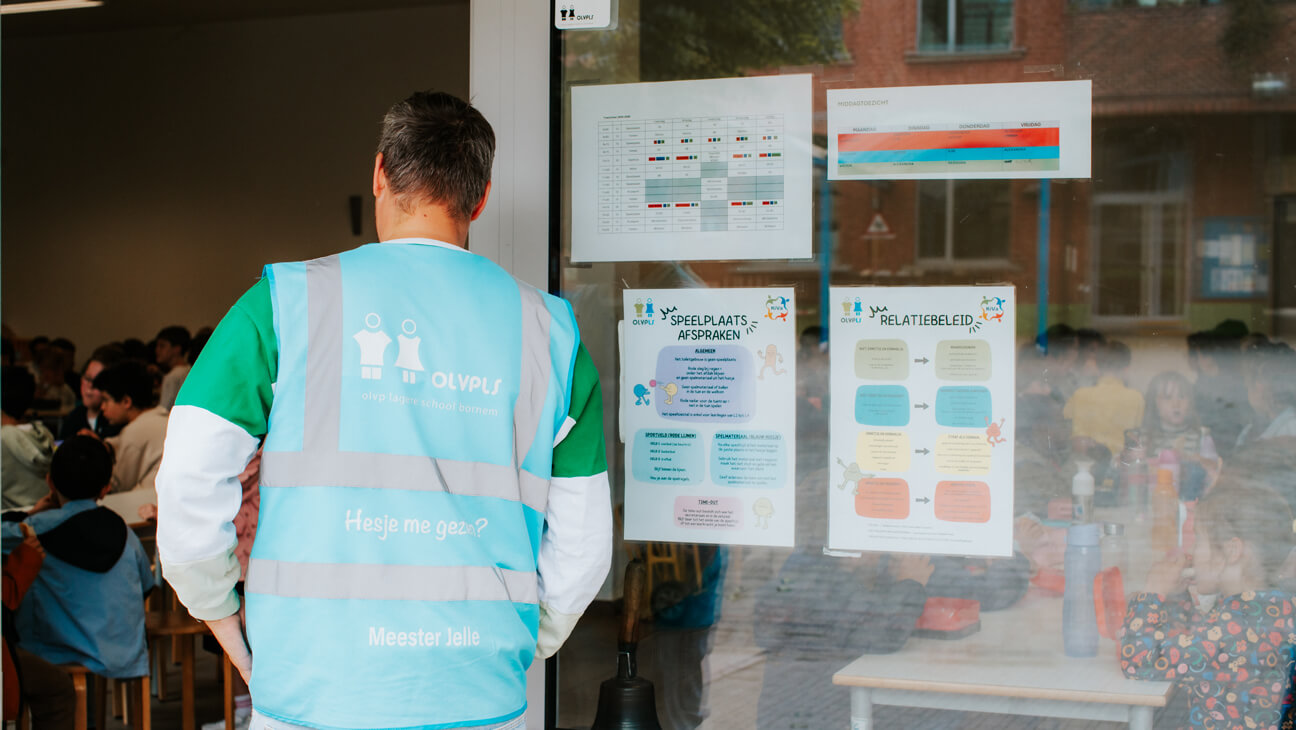 verscherpte speelplaatstoezicht tegen pesten